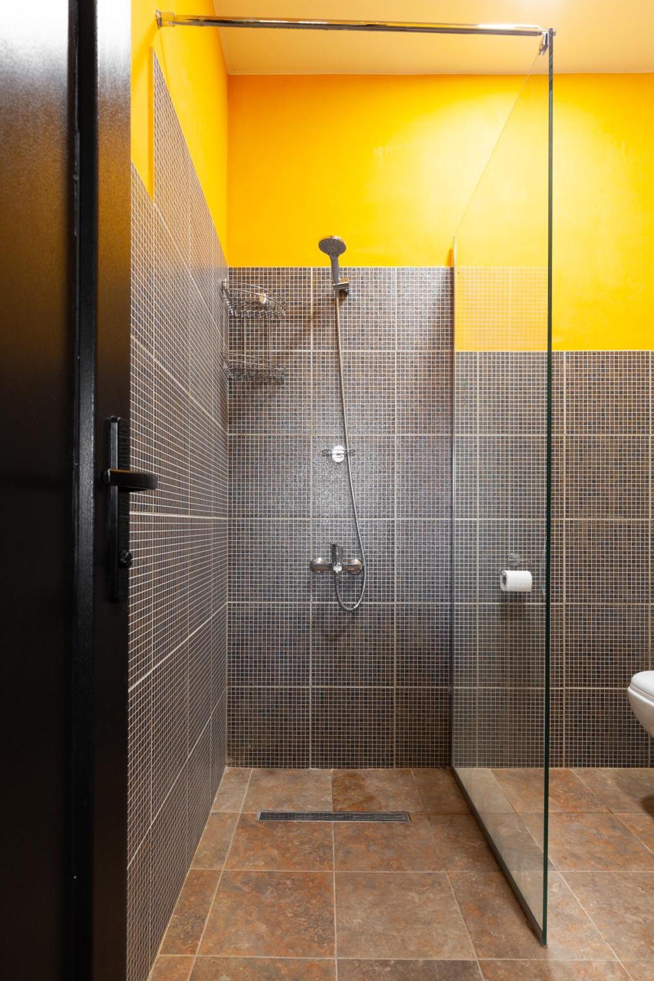 Stepin Garden Apartment Kutaisi Exterior photo