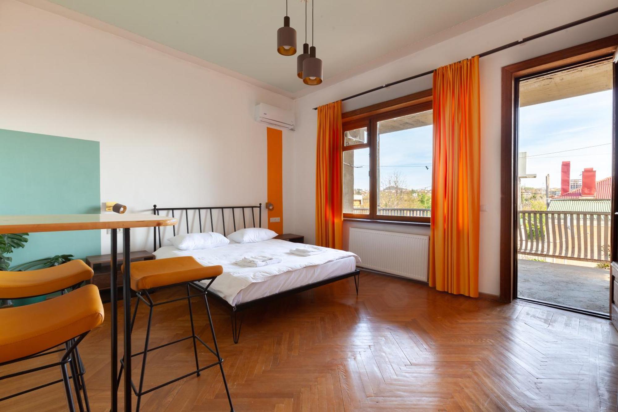 Stepin Garden Apartment Kutaisi Exterior photo